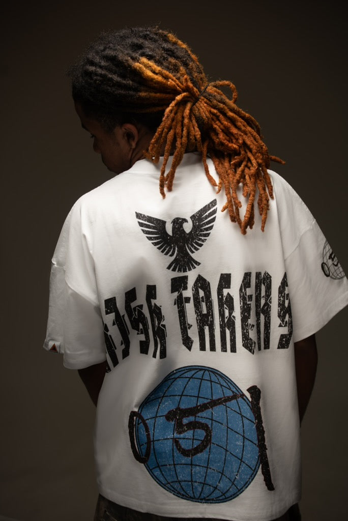 Risk Everything – White Heavyweight Tee